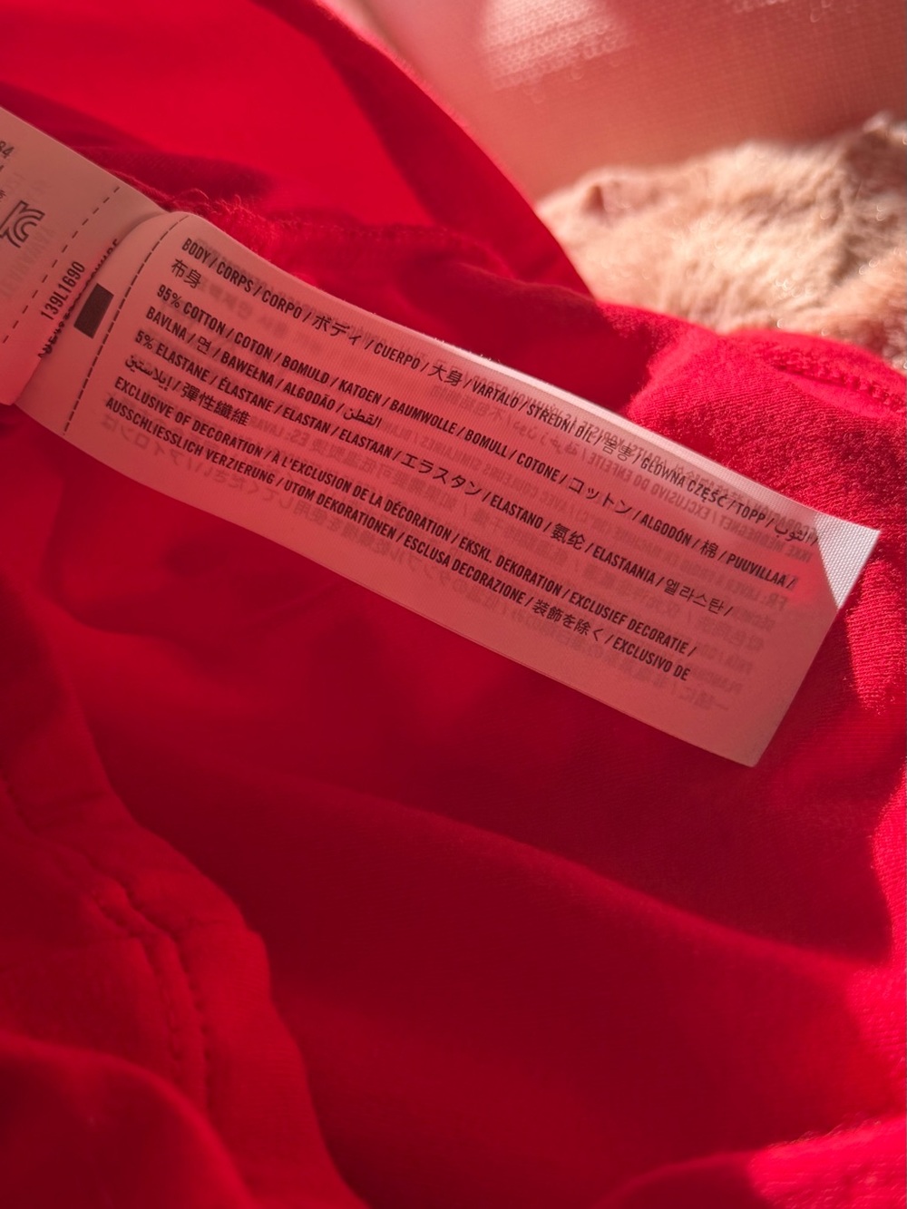 NWT Abercrombie & Fitch Red Ruched Sweetheart Long Sleeve Top Large - Picture 6 of 6
